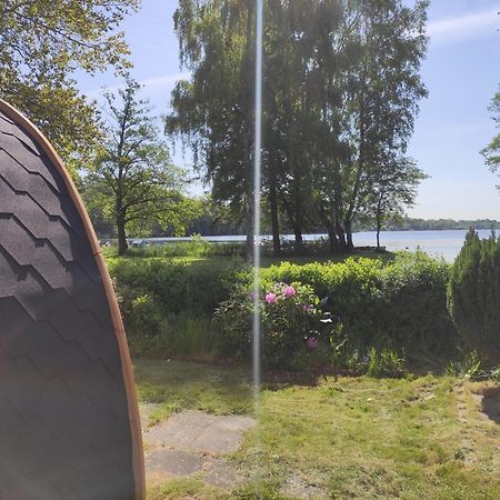 Glamping Pod Am See Wittenborn エクステリア 写真